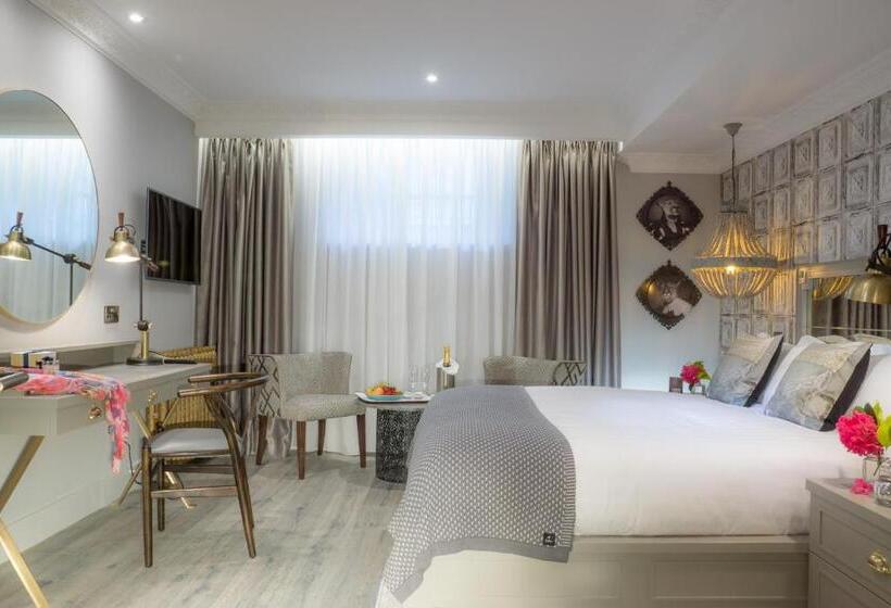 标准间, Oriel House