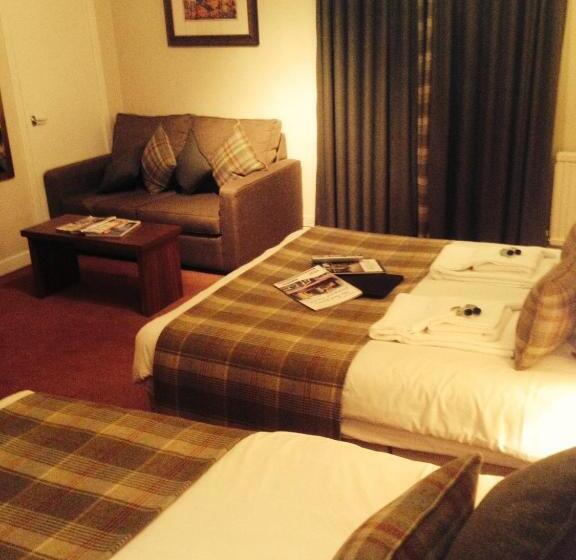 غرفة قياسية, Poppies