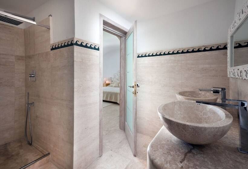 סוויטה מלכותית, Pulicinu