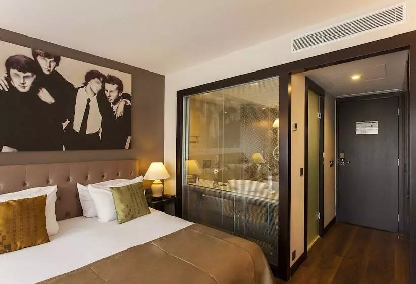 Deluxe Room, Quentin Berlin