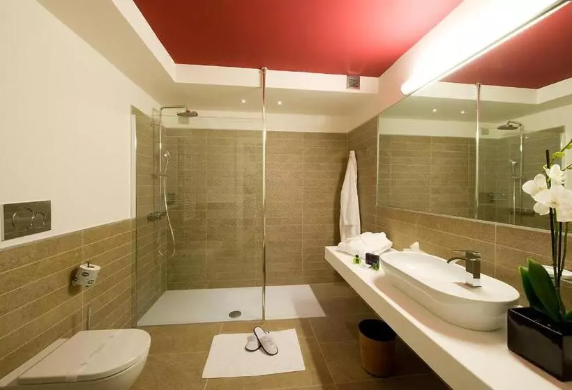 デラックストリプルルーム, Relais Dell'Olmo