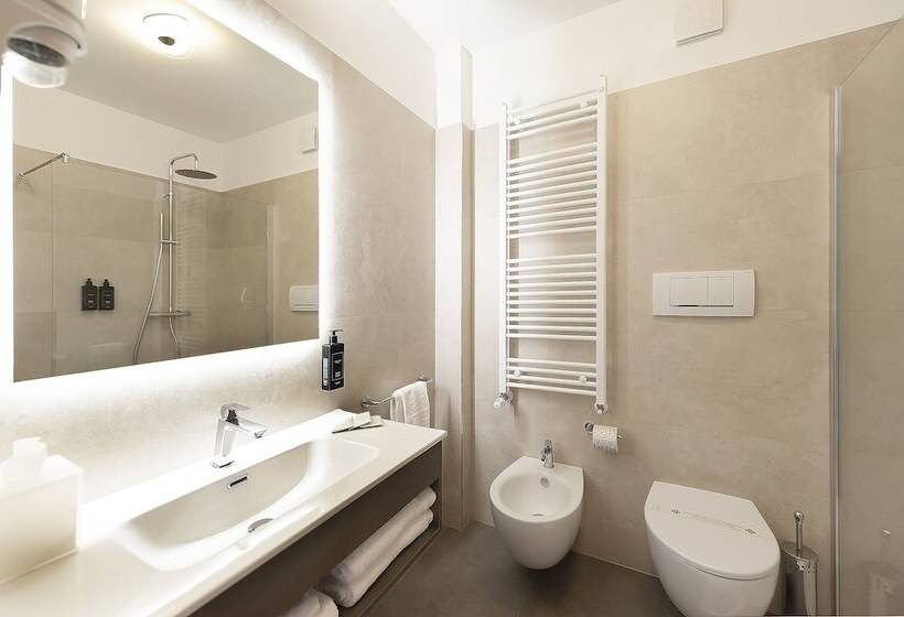 Chambre Supérieure, Relais Dell'Olmo