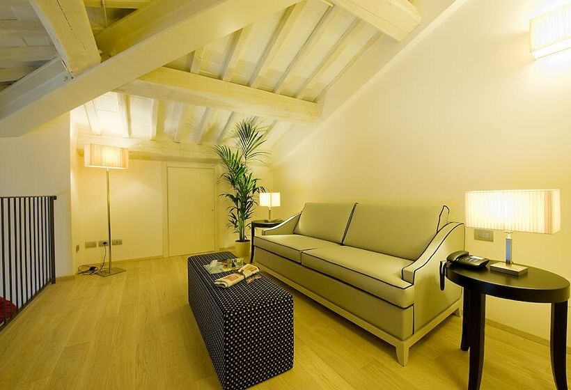 Chambre Familiale, Relais Dell'Olmo