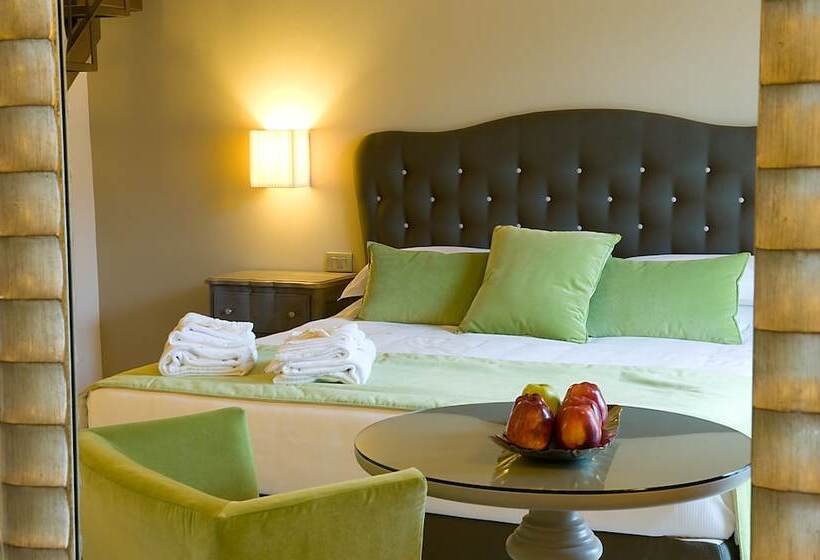 Chambre Familiale, Relais Dell'Olmo