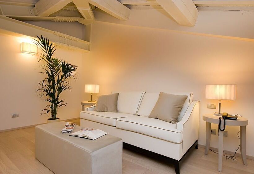 Junior Suite, Relais Dell'Olmo