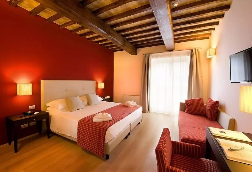 デラックストリプルルーム, Relais Dell'Olmo