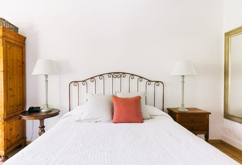 سوئیت جونیور با تراس, Finca Ca'n Quatre