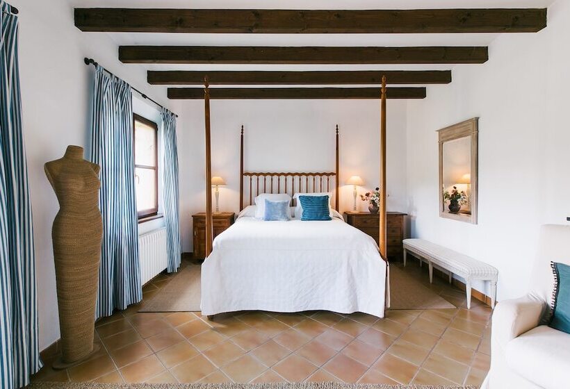 سوئیت جونیور با تراس, Finca Ca'n Quatre