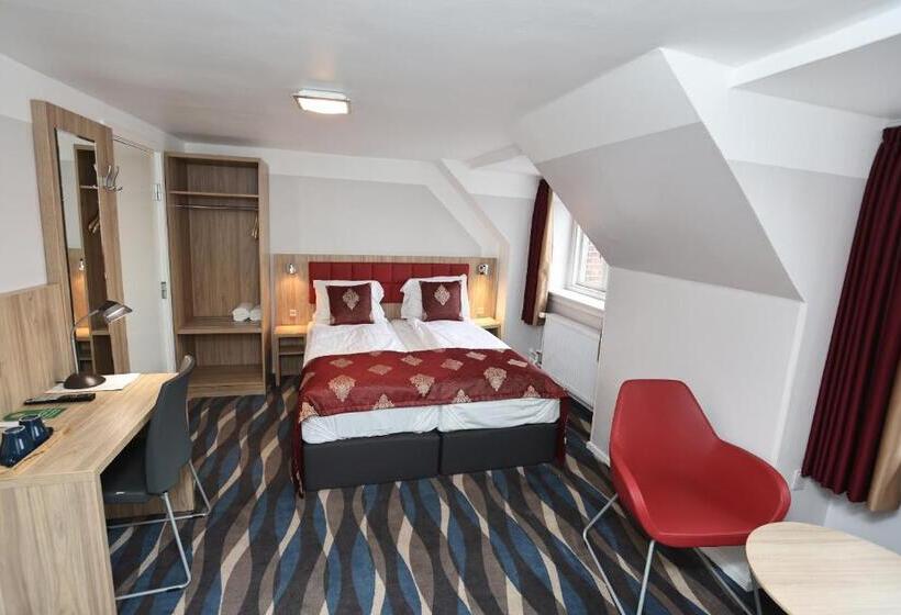 スタンダードルーム, Skandia