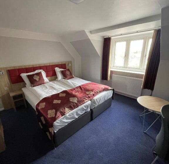 スタンダードルーム, Skandia