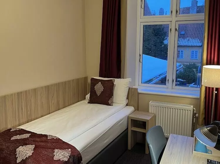 اتاق استاندارد یک نفره, Skandia