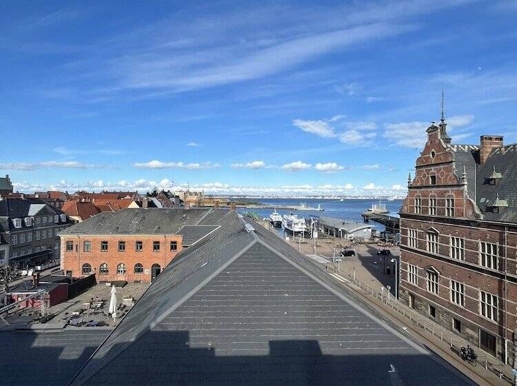 スタンダードルーム, Skandia