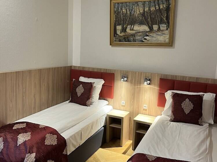 スタンダードルーム, Skandia