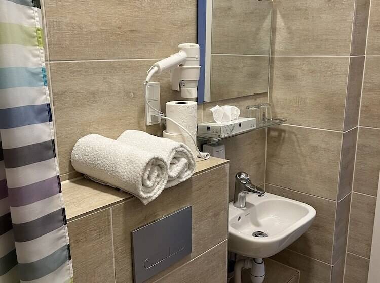 ベーシックルーム, Skandia