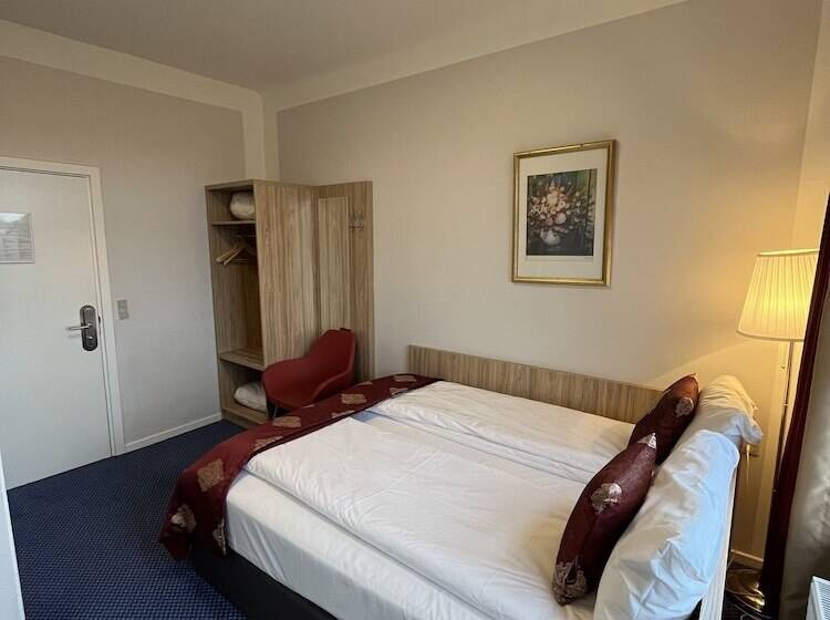 ベーシックルーム, Skandia