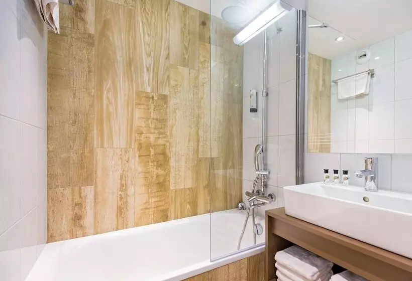 スーペリアの4人部屋, Sowell Hotels Le Parc & Spa