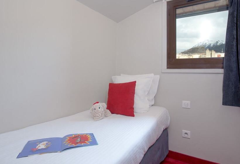 スーペリアトリプルルーム, Sowell Hotels Le Parc & Spa