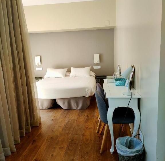 Номер Стандарт с Террасой, & Apartaments Thalassa Sport & Spa