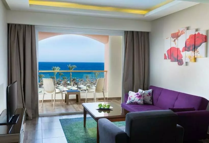 سوییت با چشمانداز دریا, Beach Albatros Aqua Park Hurghada