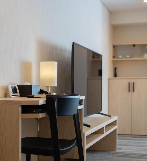 غرفة قياسية ثلاثية ذات اطلالة, Belmont