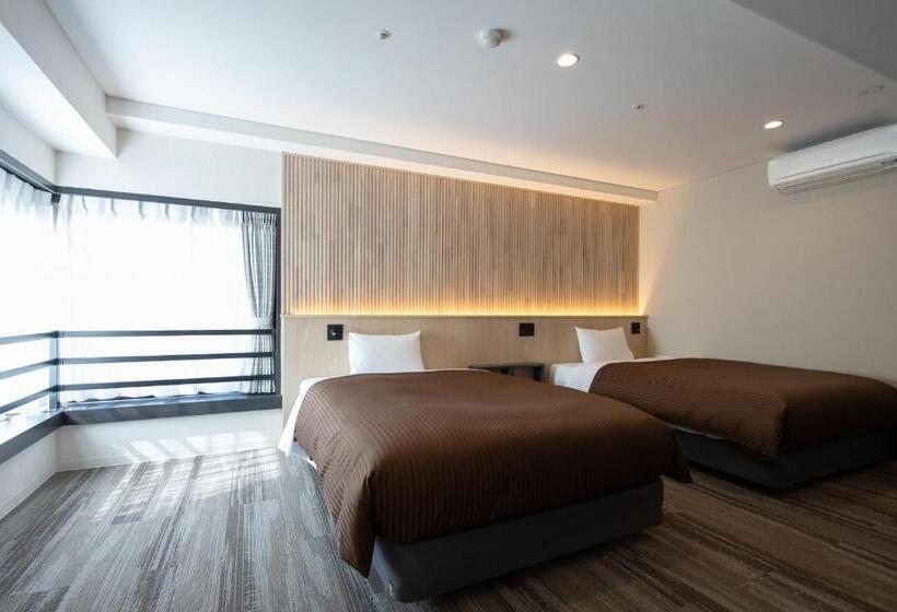 Quarto Triplo Estandar com Vistas, Belmont