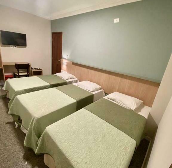 חדר סטנדרט לשלושה, Cocal