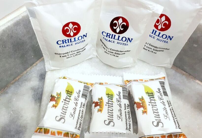 标准三人间, Crillon Palace