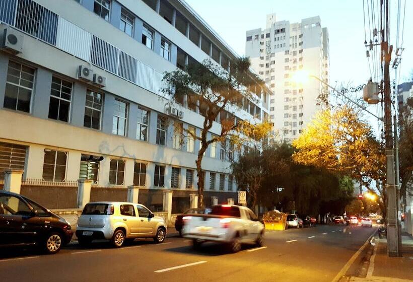 标准间, Crillon Palace