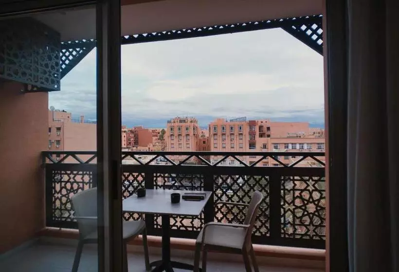 اتاق لوکس با چشم‌انداز استخر, Diwane Hotel & Spa Marrakech