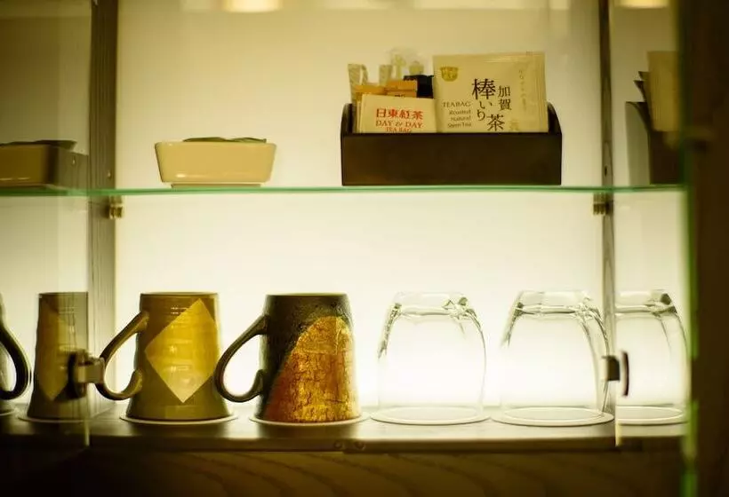 اتاق لوکس, Kanazawa Tokyu