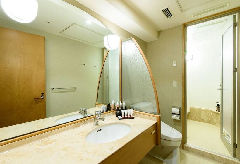 Номер Deluxe, Kanazawa Tokyu