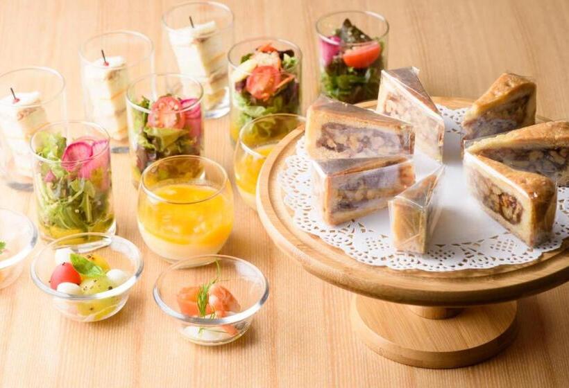 غرفة سوبيريور مزوَّدة بصالون, Kanazawa Tokyu