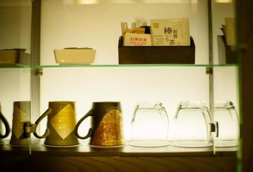 اتاق سوپریور با اتاق نشیمن, Kanazawa Tokyu