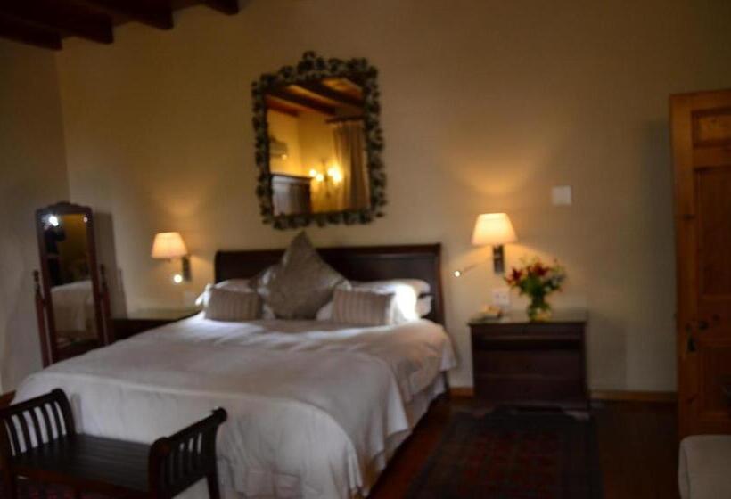 חדר משפחתי, Lemoenkloof Boutique