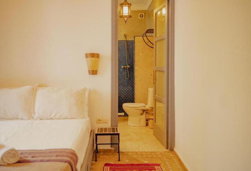 اتاق استاندارد با تخت بزرگ, Outsite Marrakesh