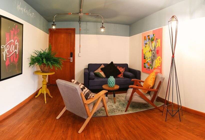 إستوديو قياسى, Selina Chapinero Bogota