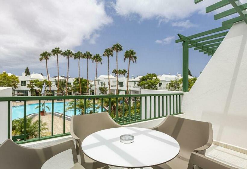 סוויטת ג'וניור, Thb Royal