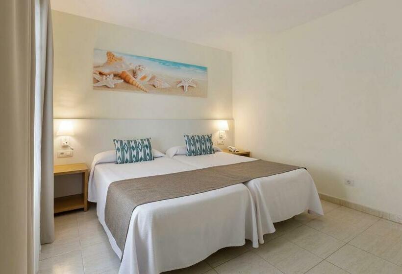 סוויטת ג'וניור, Thb Royal