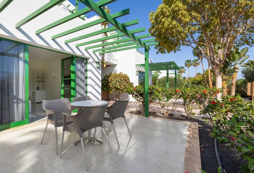 סוויטת ג'וניור, Thb Royal