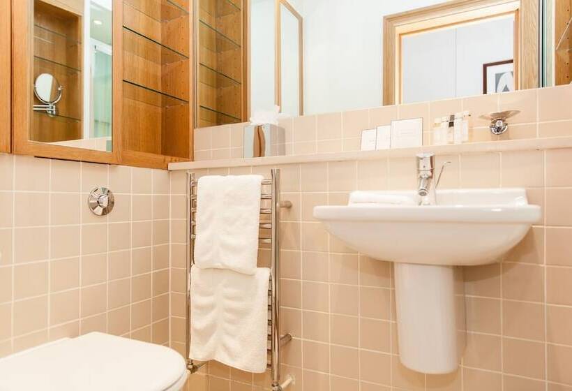 Standard Room, The Rockwell