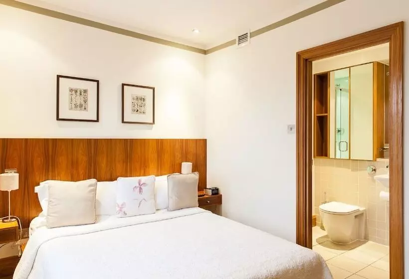 Standard Room, The Rockwell