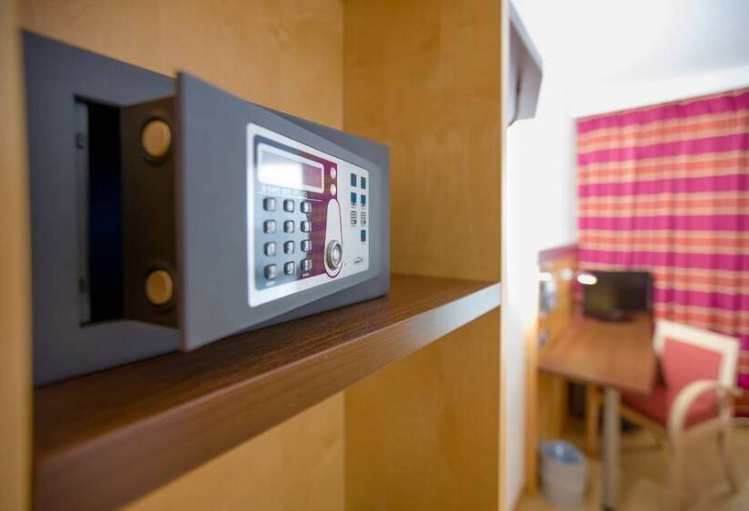 标准间, Unaway Cesena Nord