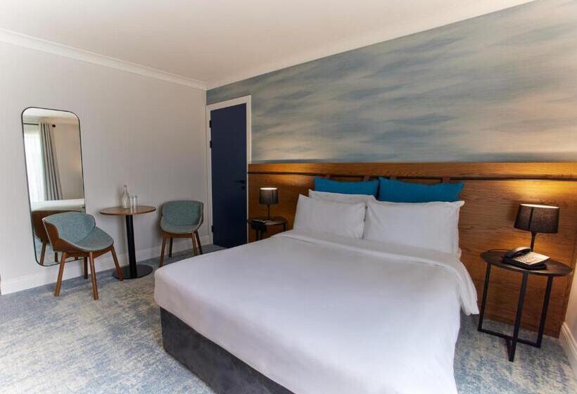 اتاق استاندارد برای معلولان, Waterford Marina