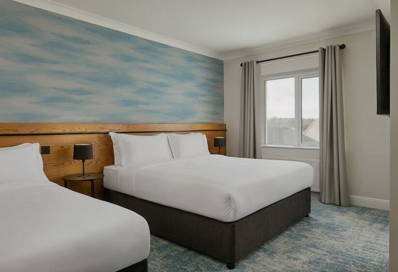 اتاق استاندارد سه نفره, Waterford Marina