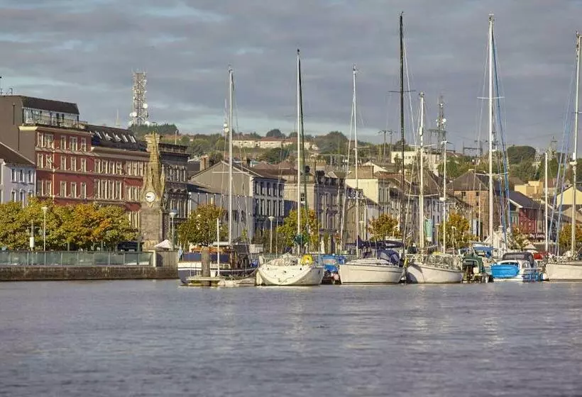 اتاق استاندارد, Waterford Marina