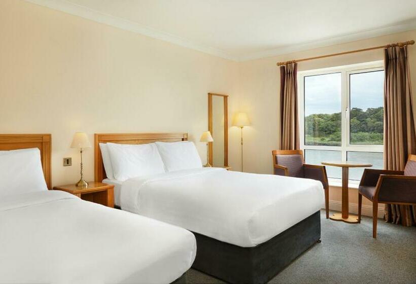 اتاق استاندارد سه نفره, Waterford Marina