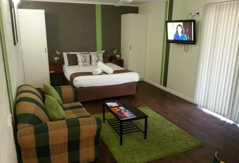استودیوی استاندارد, Alice On Todd Apartments