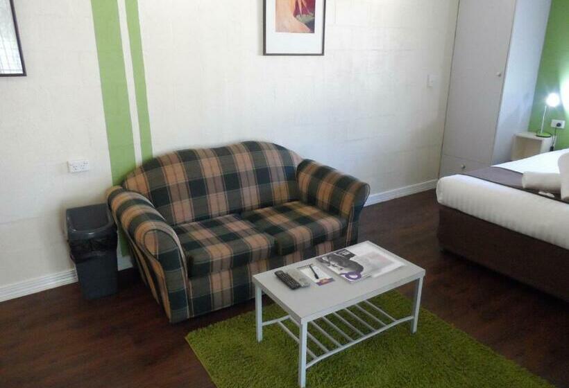 استودیوی استاندارد, Alice On Todd Apartments