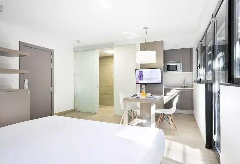 اتاق استاندارد, Aparthotel Bcn Montjuic
