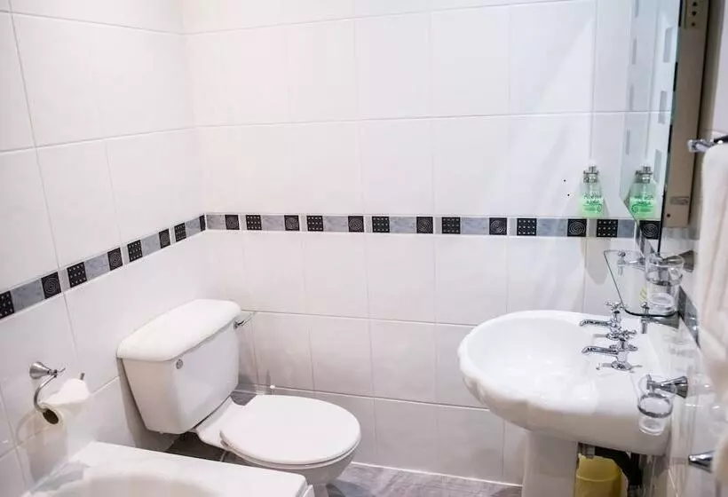 اتاق کلاب, Clifton Park Hotel   Exclusive To Adults